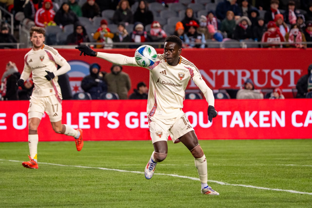 Badji Dominique_CHIvDC_03.01.2025_HW-204