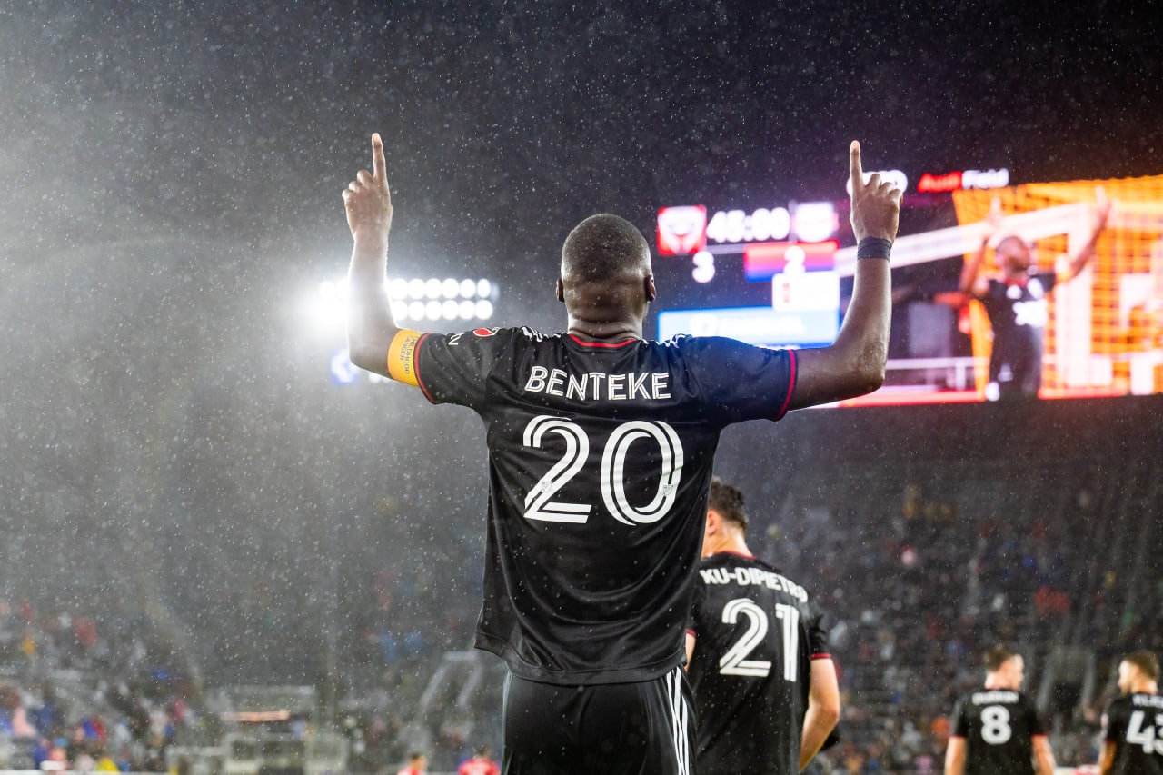 Christian Benteke 2023